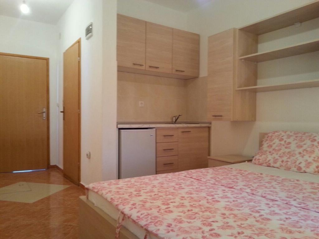 Apartments Nurkovic Dobrá Voda Zimmer foto