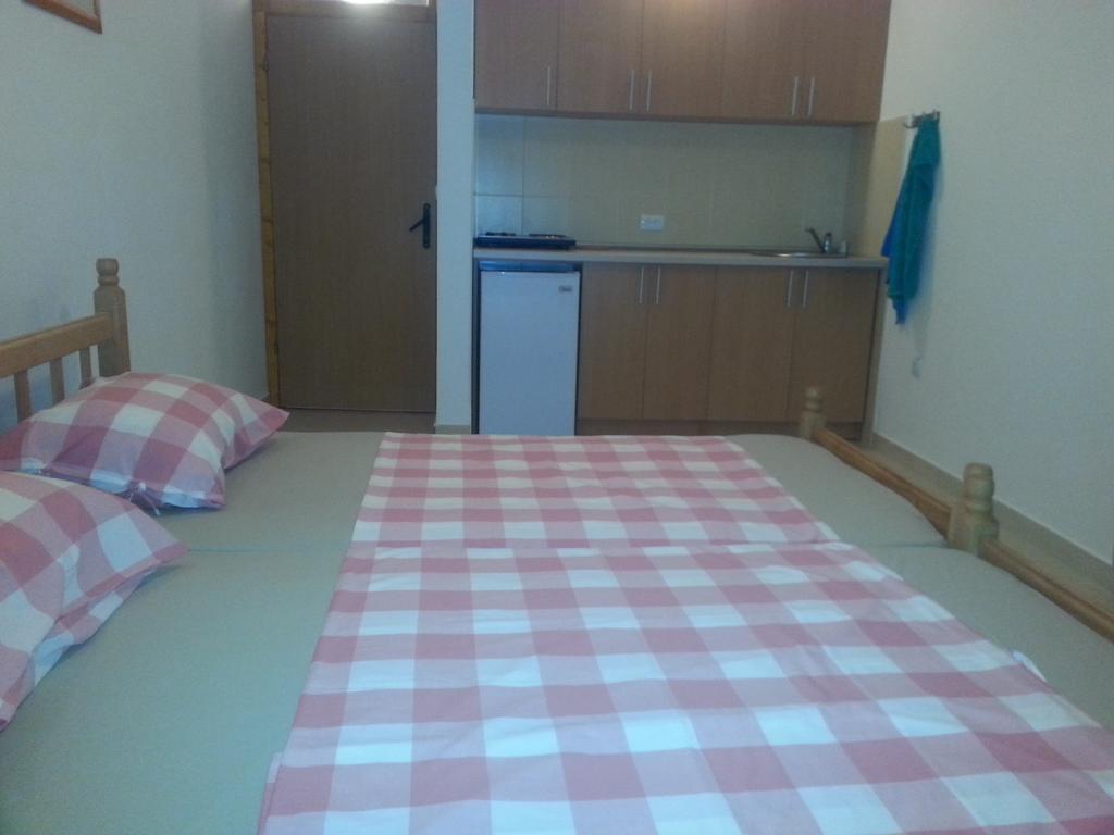 Apartments Nurkovic Dobrá Voda Zimmer foto